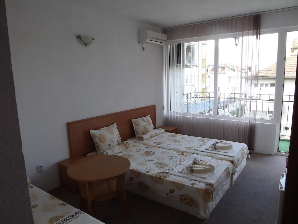Guest House Stenli Primorsko Zimmer foto