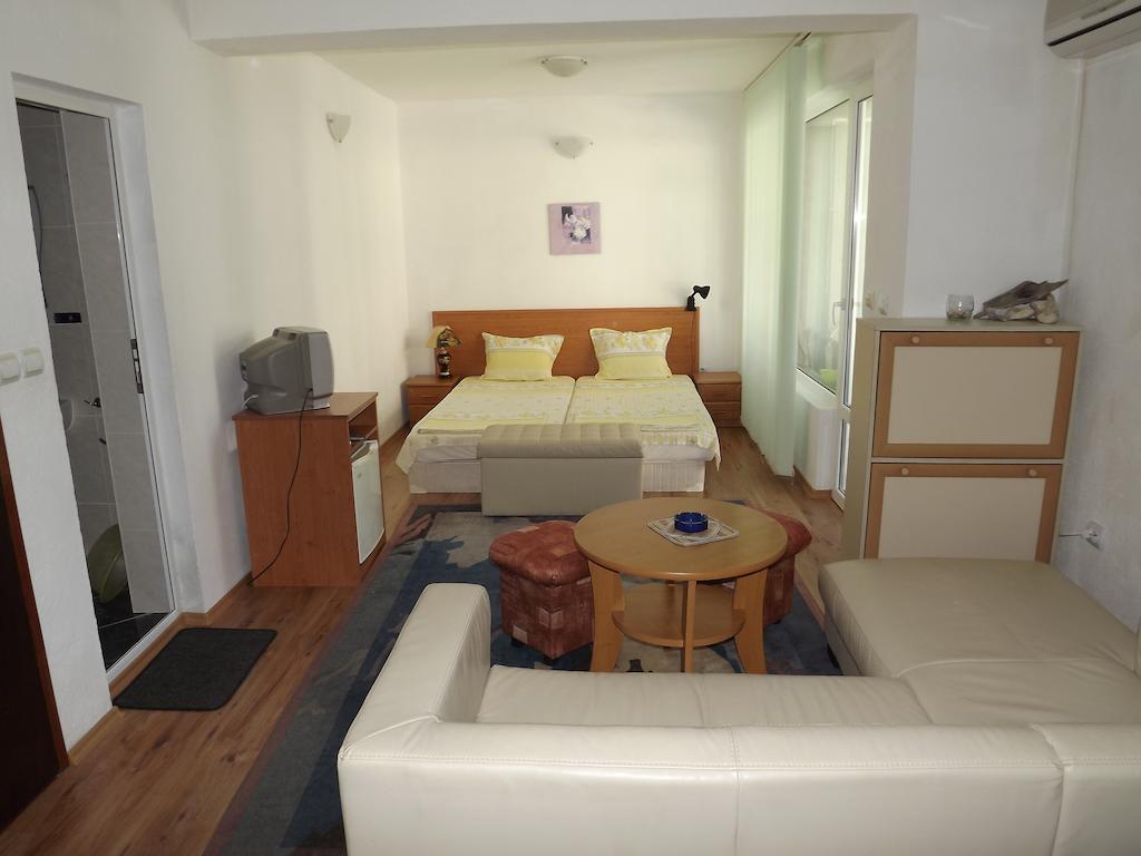 Guest House Stenli Primorsko Zimmer foto